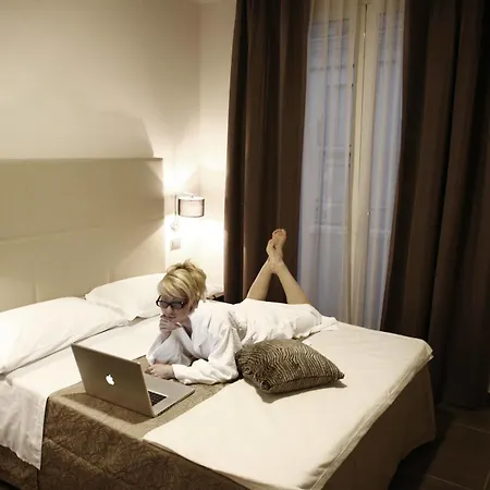 Gimmi 3* Ρίμινι