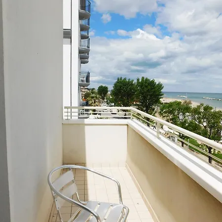 酒店 Gimmi 里米尼