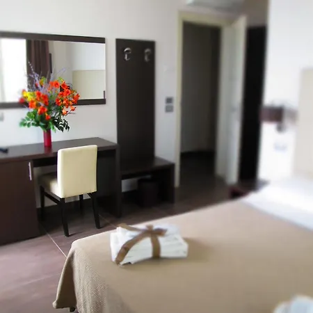 Gimmi Hotel