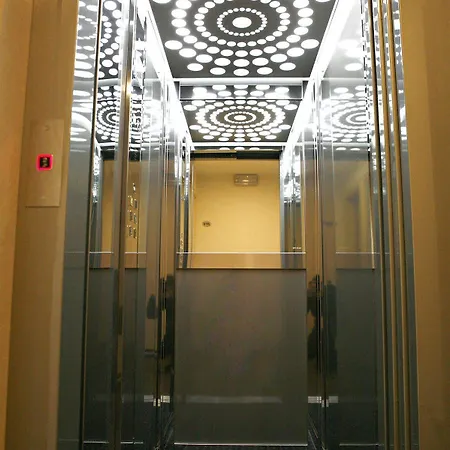Gimmi Hotel