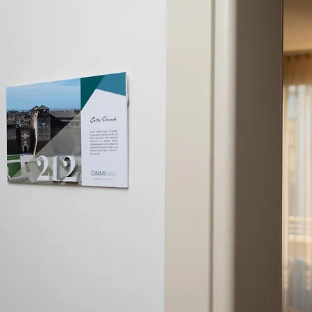Gimmi Hotel 3*